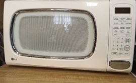 LG Microwave oven