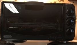 DeLonghi Turbo Convection countertop oven