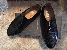 Black leather Johnston & Murphy Wingtip shoes