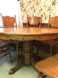 Alternate view of kitchen table