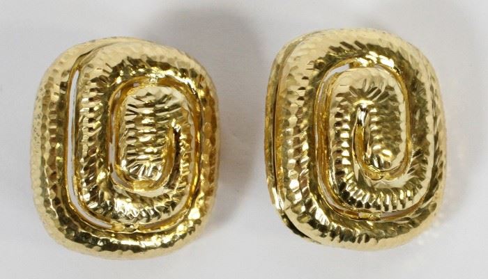 18KT GOLD CLIP EARRINGS, W 1", L 1.25", T.W. 38.6 GR  www.dumoart.com 