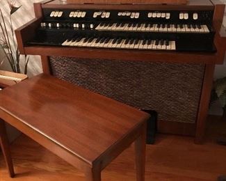Hammond M102 Organ, buy it now