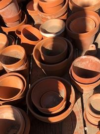 Clay Pots Assorted Sizes