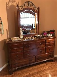 Dresser with mirror. Top row has 5 drawers. Total 10 drawers. $250.
