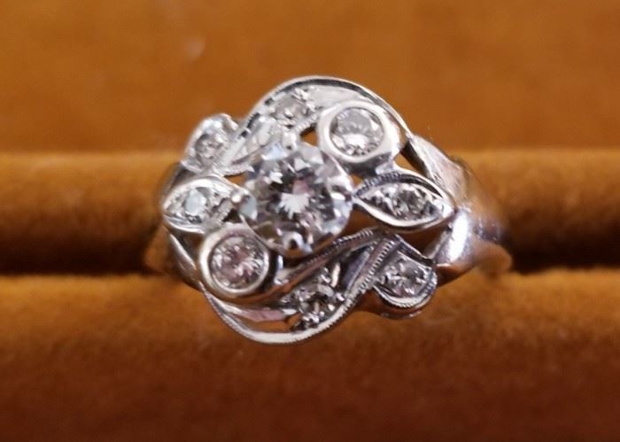 Diamond Cocktail Ring White Gold
Size 6.5