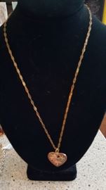 Costume Jewelry Heart Necklcae