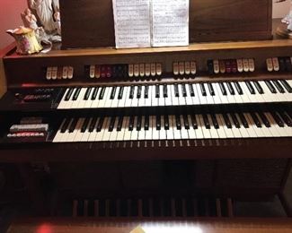 Conn Organ Deluxe Rhapsody 628 type 3