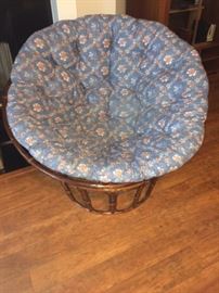 Papasan chair