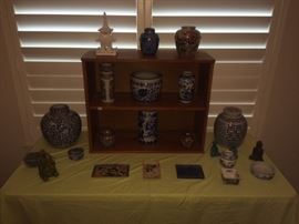 More Asian decorative collectibles