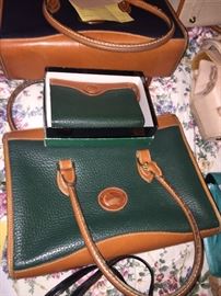 Dooney & Bourke