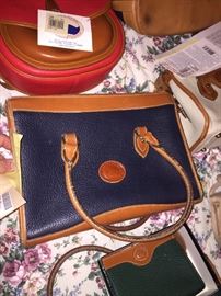 Dooney & Bourke