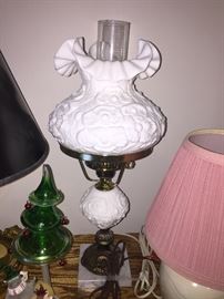 White ruffle lamp