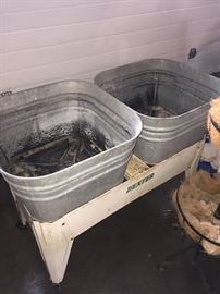 Wash basin