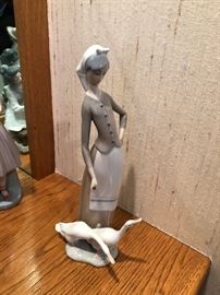 Lladro 1035 Girl with geese Missing stick/branch