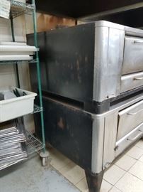 Blodgett model #1000 stainless steel double deck gas stone pizza oven (both decks work but 1 has some minor issues) $3495 for the set