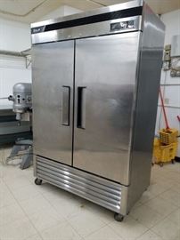Turbo-Air model #TSR-49SD stainless steel 2 door upright reach-in, self-contained refrigerator $1895