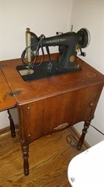 antique Singer sewing machine/table