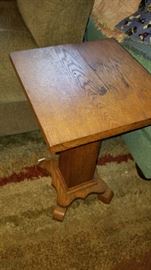 pedestal table, knee high