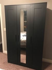 Wardrobe Cabinet with shelves 