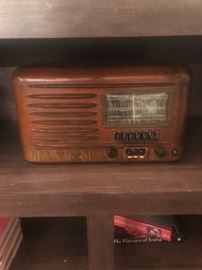 1920's Antique Radio 