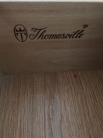 Thomasville   42.5" x 17" x 28"