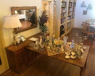 Lots of smalls: Fenton, Capodimonte, crystal and more!