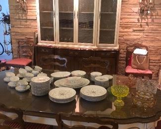 White Furn Co 1960's Matching French Provincial China Cabinet all original finish!