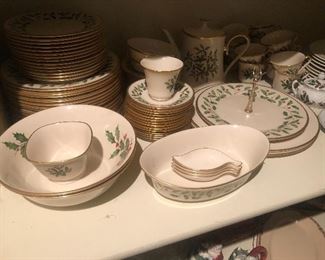 Lennox Christmas China Set