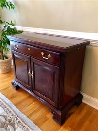 Thomasville Sideboard Buffet Server