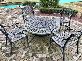 Nothing Beats Cast Aluminum for Year Round Outdoor Living