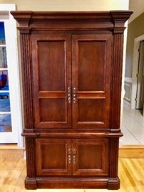 Hekman Armoire