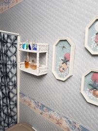 Beach themed bathroom decor