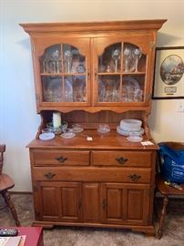 Ethan Allen hutch with Humming bird China