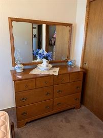 Dresser and rectangular mirror