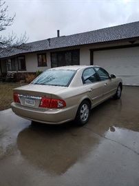 2002 Kia Optima, runs well