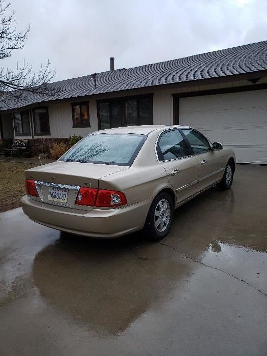2002 Kia Optima, runs well