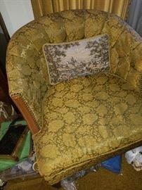 Very comfy bordoir chair