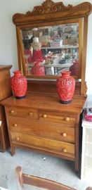 Stunning dresser with mirror 