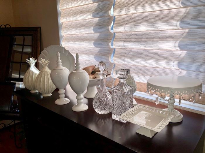 White pottery pieces