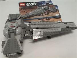Lego Star Wars 75004 & 7961       https://ctbids.com/#!/description/share/96702