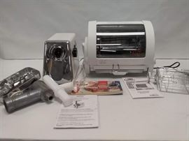 George Foreman Roaster and Meat Grinder https://ctbids.com/#!/description/share/96653