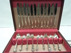 Oneida Tudor Plated Silver Set    https://ctbids.com/#!/description/share/96652