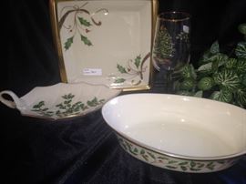 A variety of Lenox serving pieces are available.