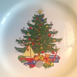 Cuthbertson "American Christmas Tree" dishes