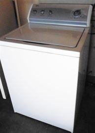 Kemore 600 washer in good working condition. 2009