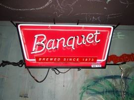 Banquet Brewing Co 1873 Vintage Neon Sign
