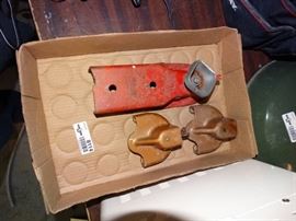 Lot of 1 Trailer Receiver and 2 Trailer Hitch Lock ...