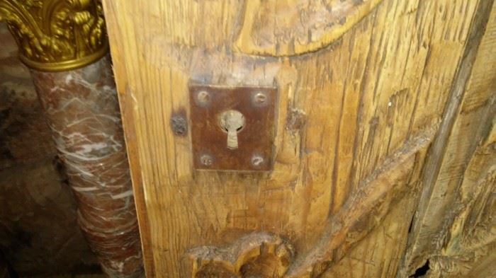 19TH CENTURY MEXICAN COLONIAL CHURCH DOOR