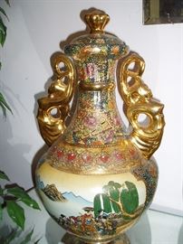20th century Chinese Vase