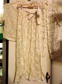 VINTAGE LACE CLOTHES